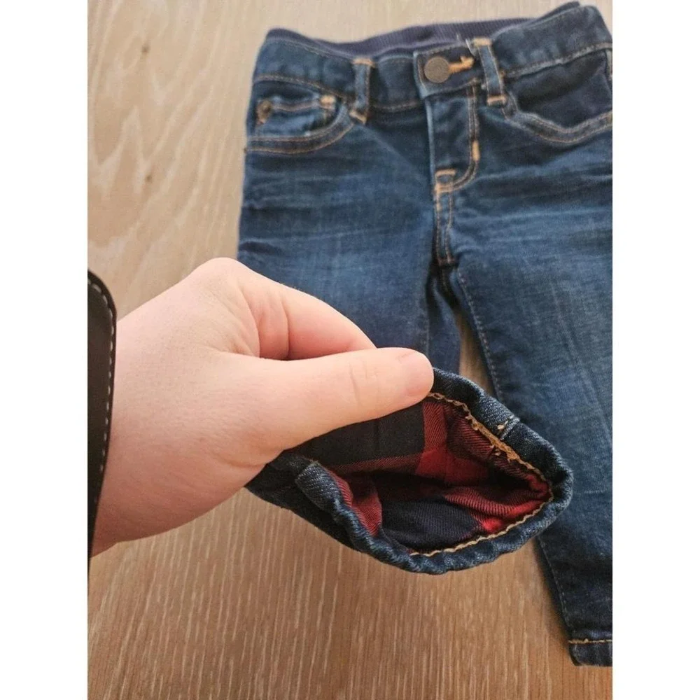 Baby gap jeans 3-6 mos‎